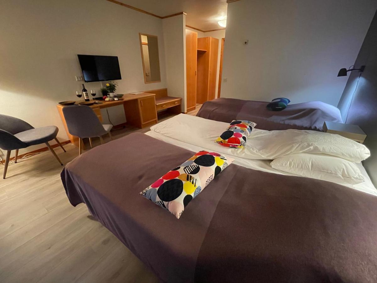 Somna Kro & Gjestegard Vik  Esterno foto